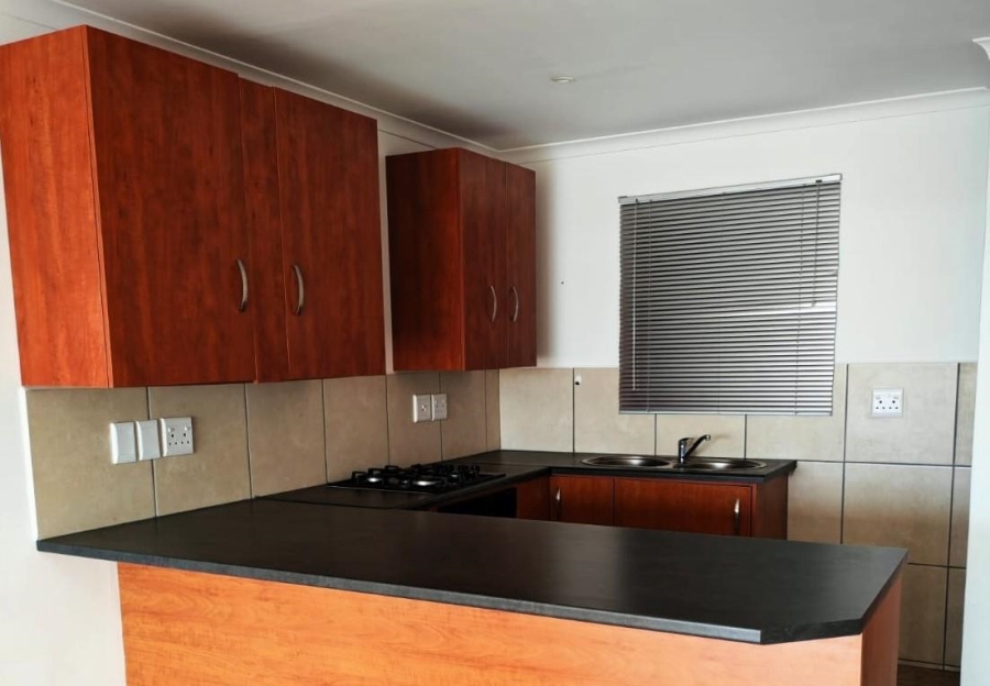 2 Bedroom Property for Sale in De Kelders Western Cape